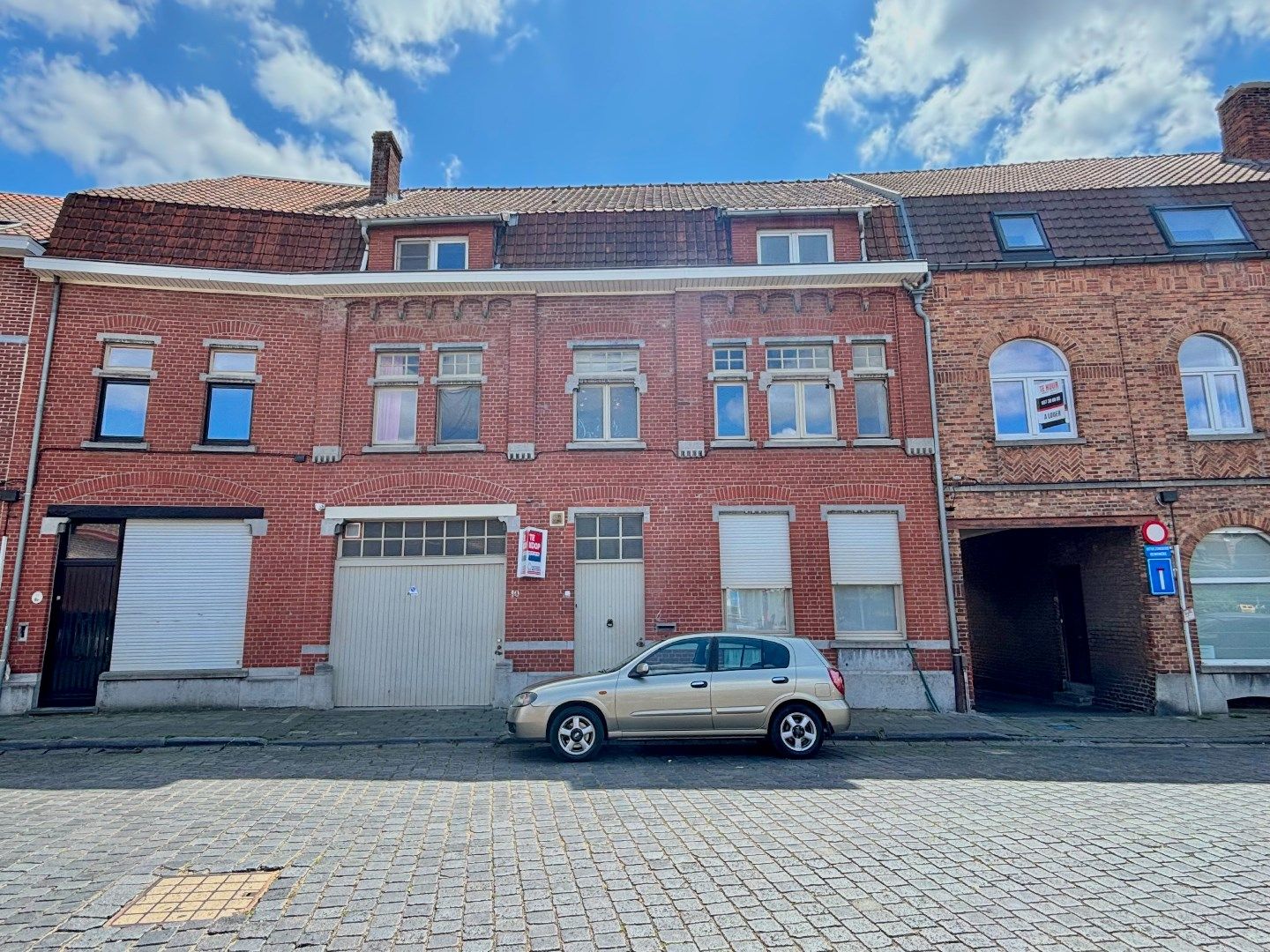 STATIGE HERENWONING MET 4-6 SLPKS, GROTE GARAGE EN TUIN foto 2