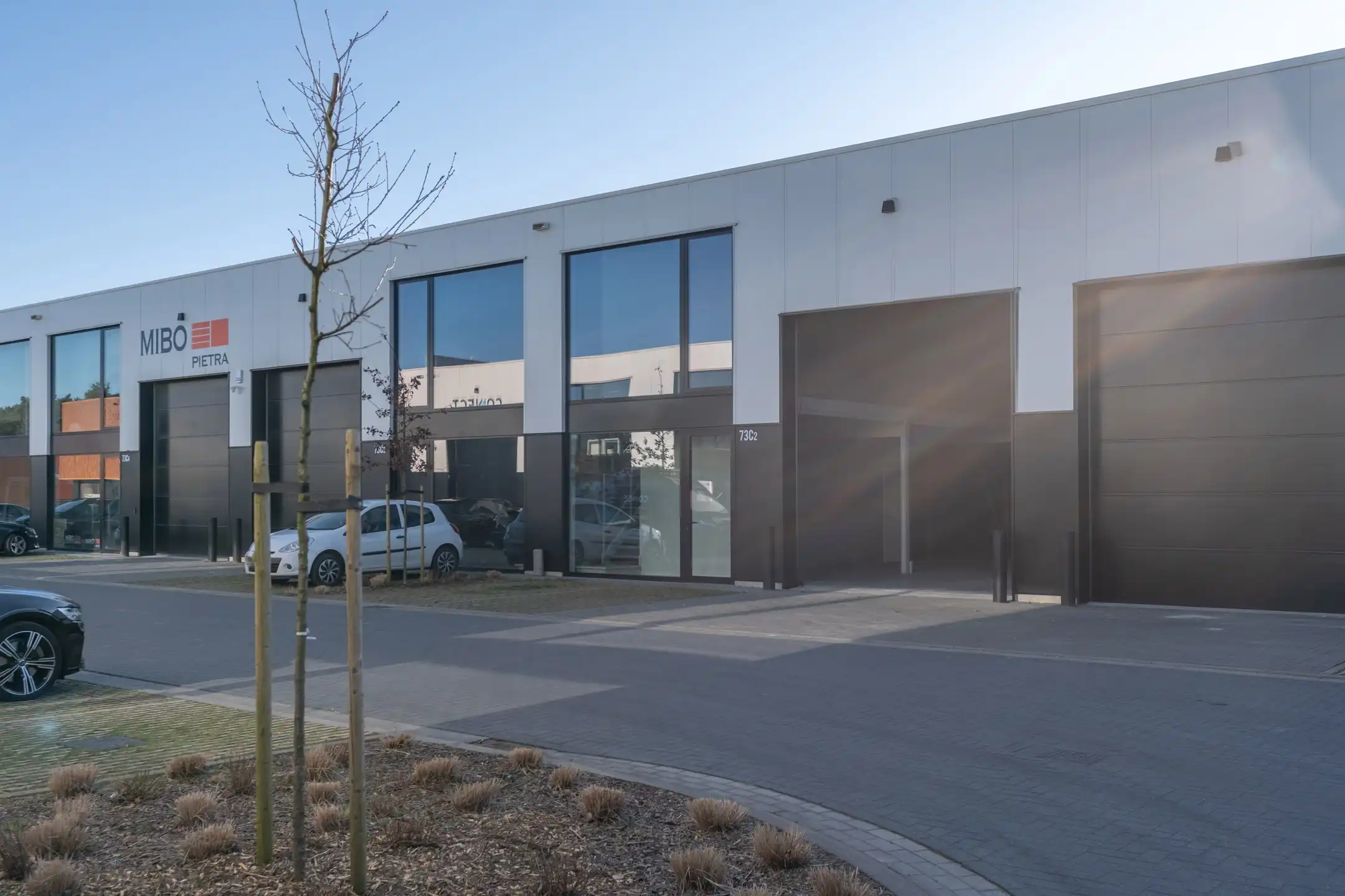 Nieuwbouw KMO-unit met twee autostaanplaatsen te Merksplas. foto 13