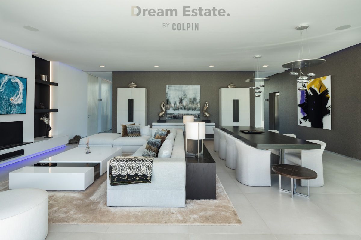 Eigentijdse villa in het bevoorrechte Nueva Andalucia foto 16