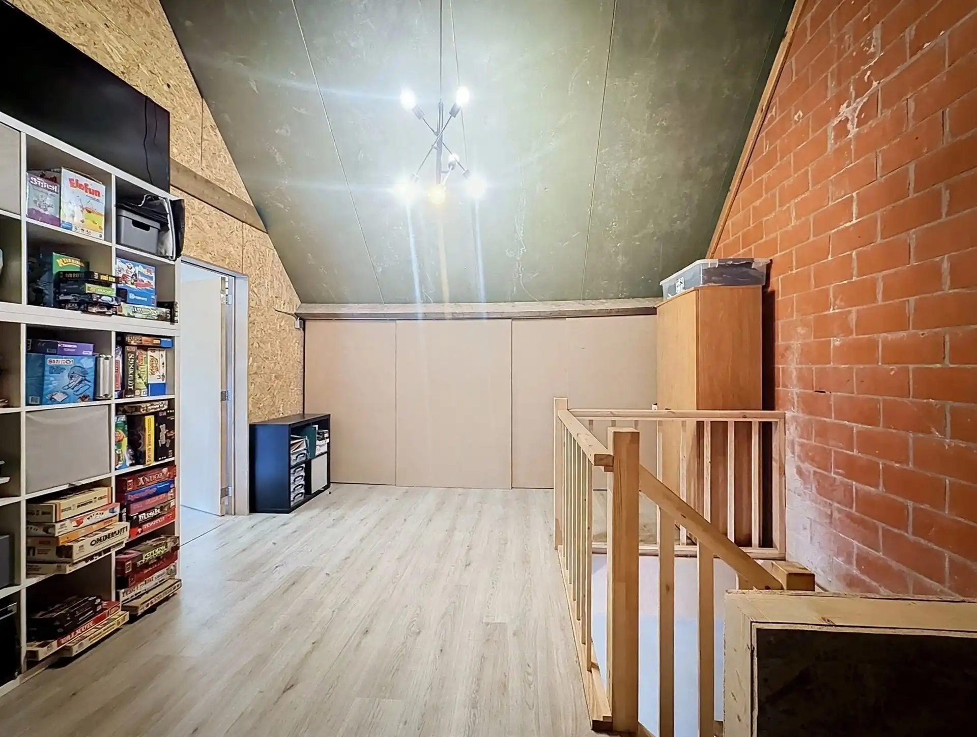 Ruime gezinswoning met 5 slaapkamers, EPC B en 203 m² bewoonbare oppervlakte in een doodlopende straat! foto 14