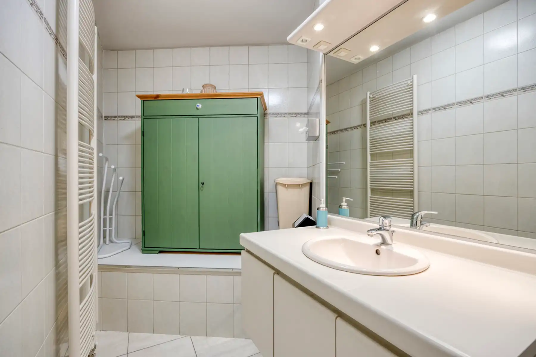 Instapklaar  en energiezuinig appartement met 3 slaapkamers in het hart van Dendermonde! foto 12