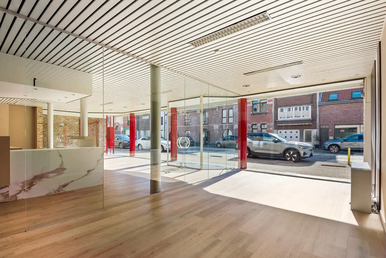 Handelsgelijkvloers in het centrum van Wijnegem! foto 11