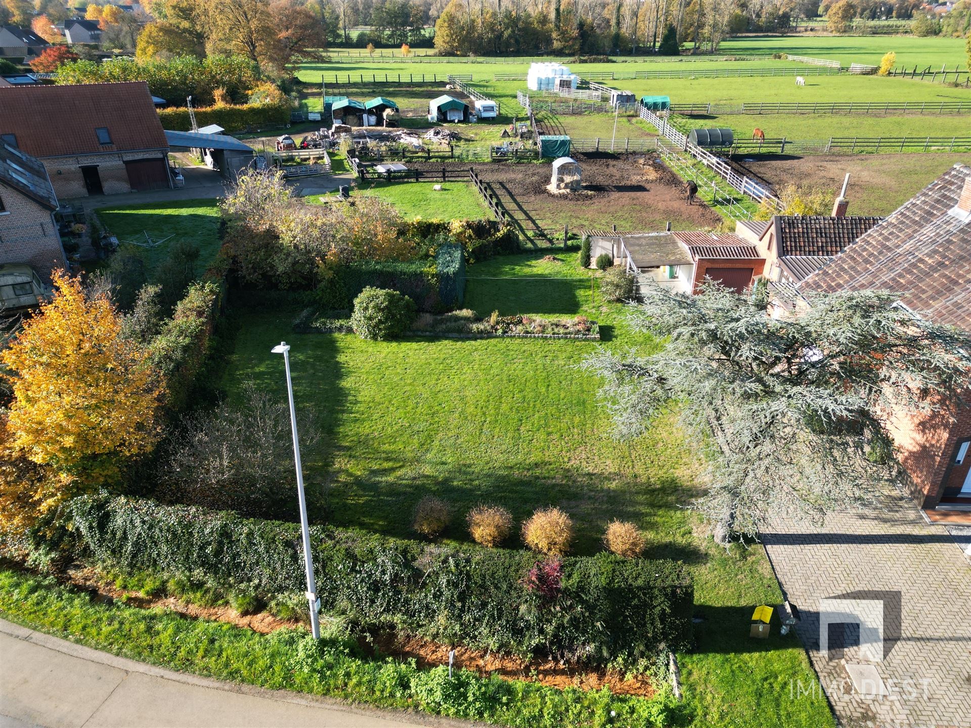 Aantrekkelijke bouwkavel van 583 m² voor open bebouwing in Vorst. foto 3