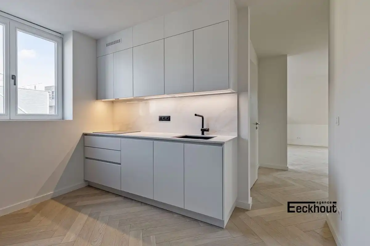 Sublieme penthouse in standingvolle residentie Derycker in hartje Oostende foto 7