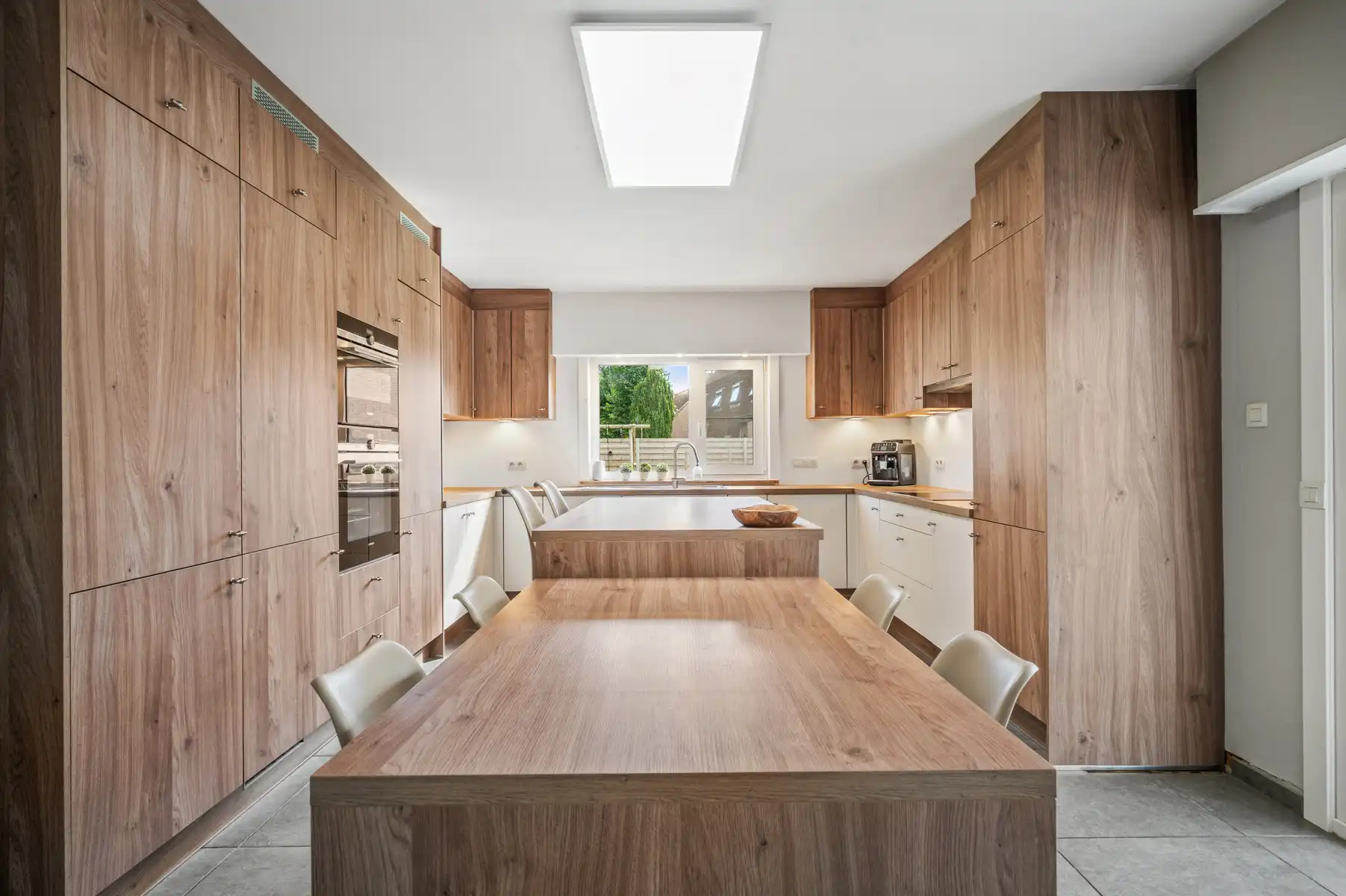 Interessante gerenoveerde woning te HOUTVENNE foto 11