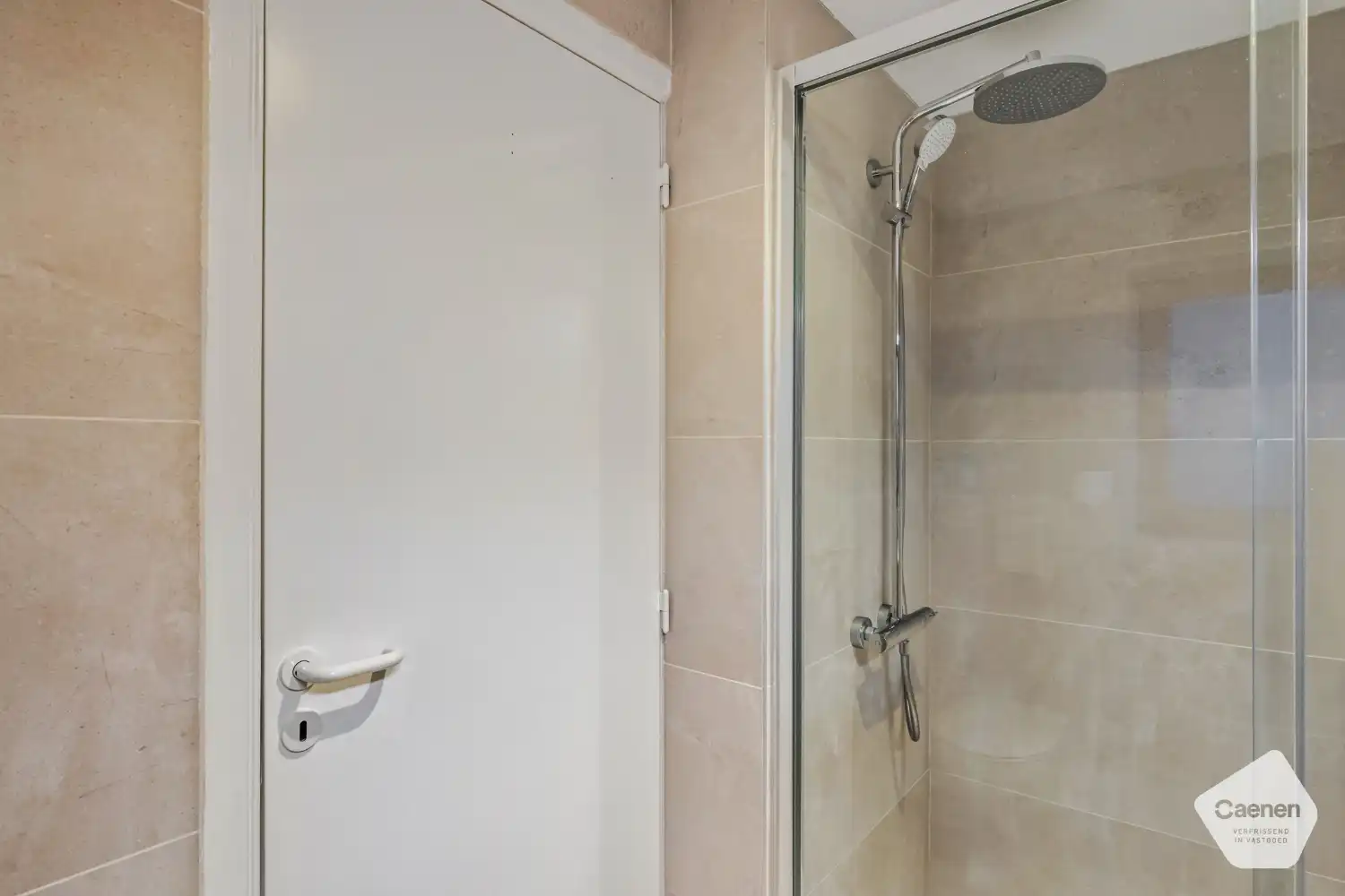 Instapklaar twee slaapkamer duplexappartement op een uitstekende locatie foto 9