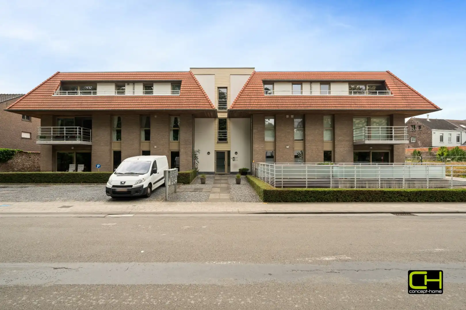 Gelijkvloers energiezuinig appartement met privé tuin en twee slaapkamers foto 9