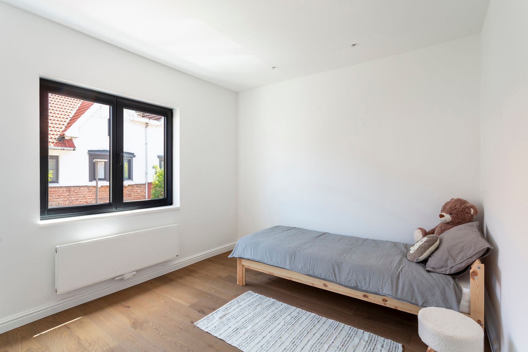 Totaalreno woning met prachtige tuin in een rustige woonwijk foto 10