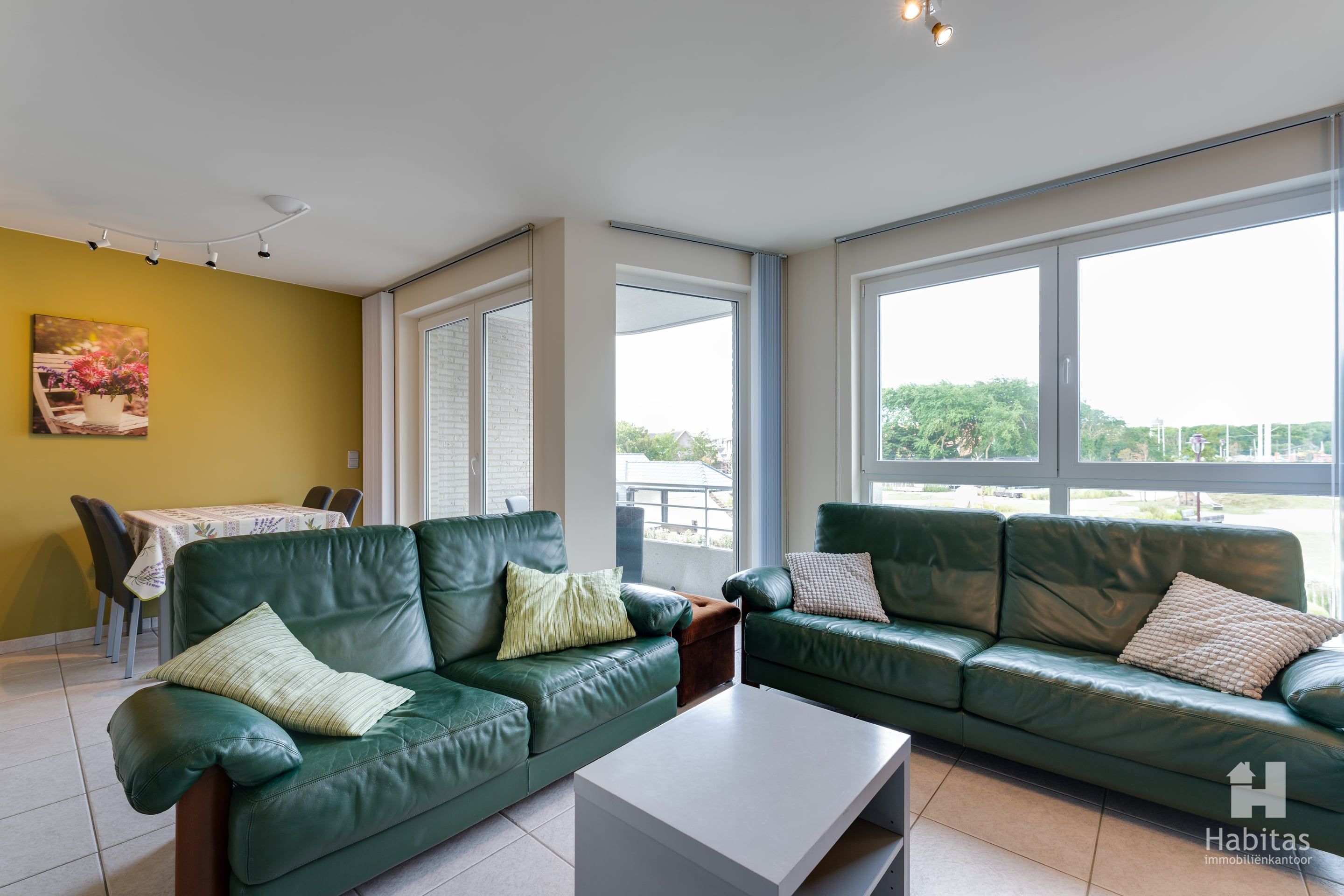 Uiterst verzorgd en instapklaar appartement foto 3