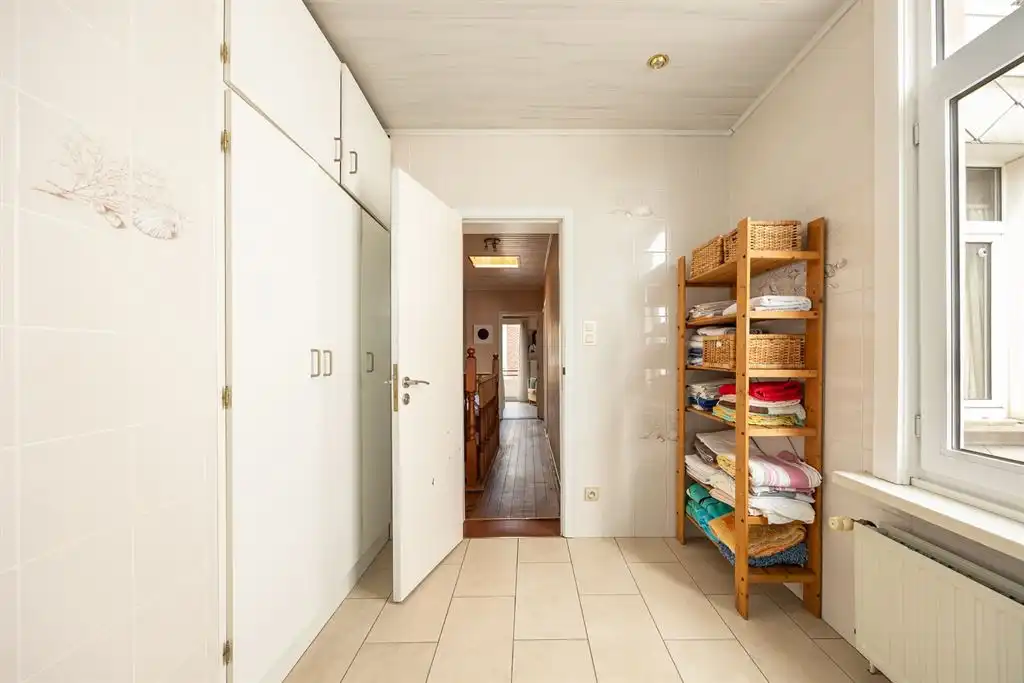 Instapklare woning met zonnige tuin in Deurne foto 26