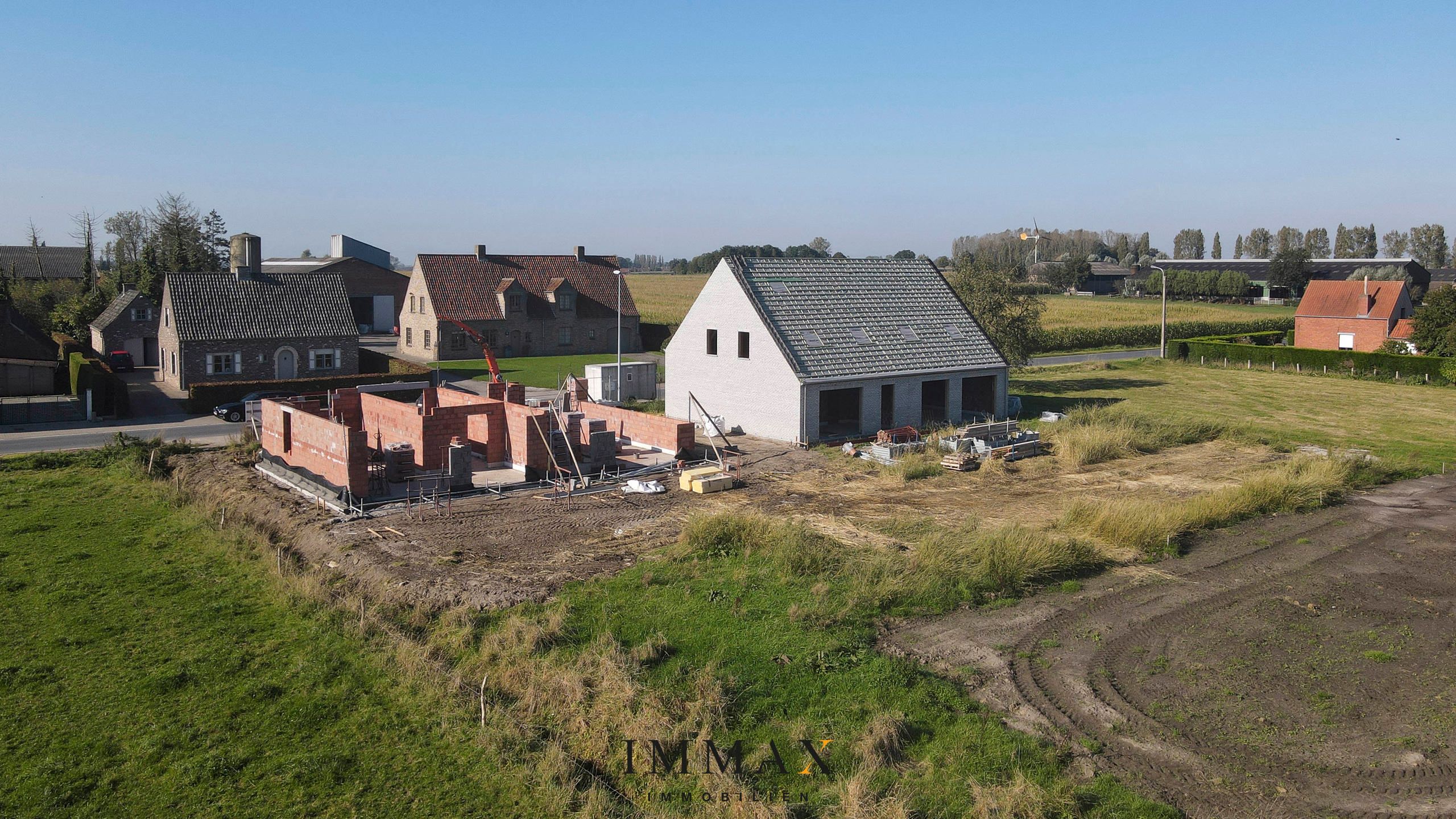 Landelijk gelegen halfopen nieuwbouwwoning foto 4