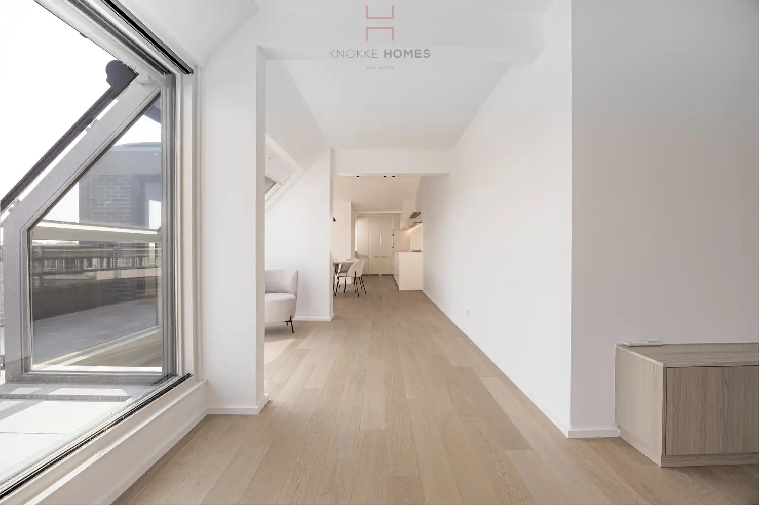 Ruim en lichtrijk appartement vlakbij het strand van Duinbergen foto 7