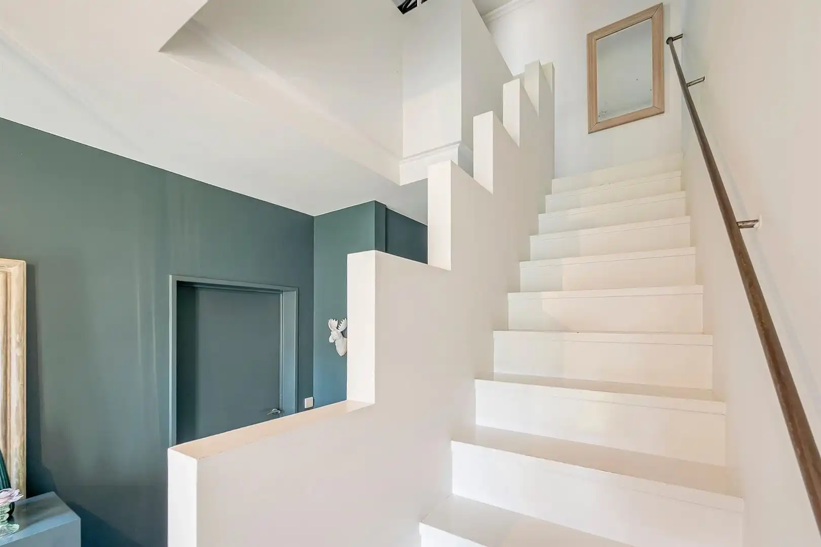 Statige woning met zwembad en 5 slaapkamers foto 18
