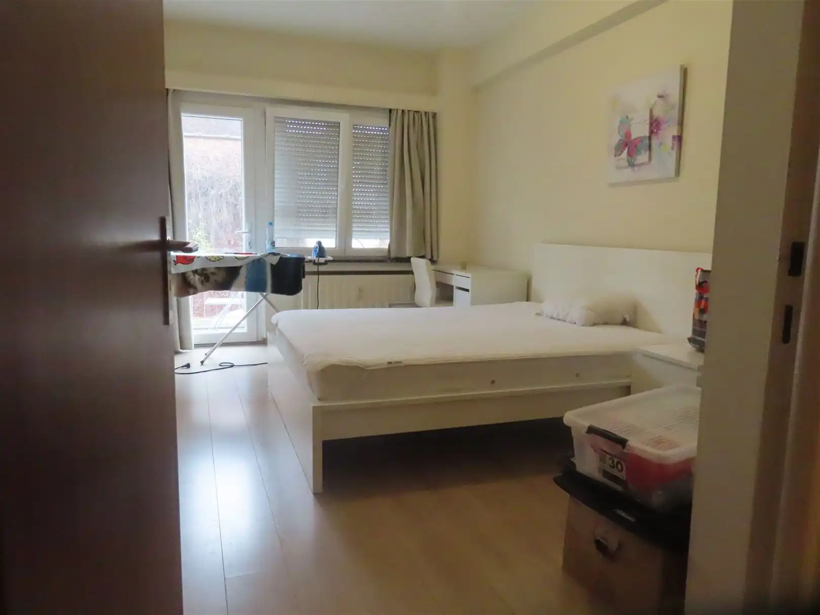 Gemeubeld 2slaapkamerappartement met parking! foto 8