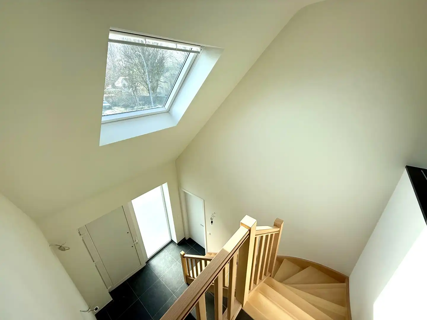 Volledig nieuwbouw, verrassend ruime en lichtrijke gezinswoning met 3 slaapkamers foto 22