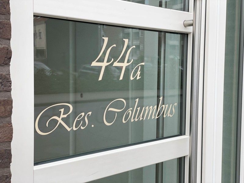 Instapklaar 1-slaapkamerappartement in het hartje van Roeselare! foto 10