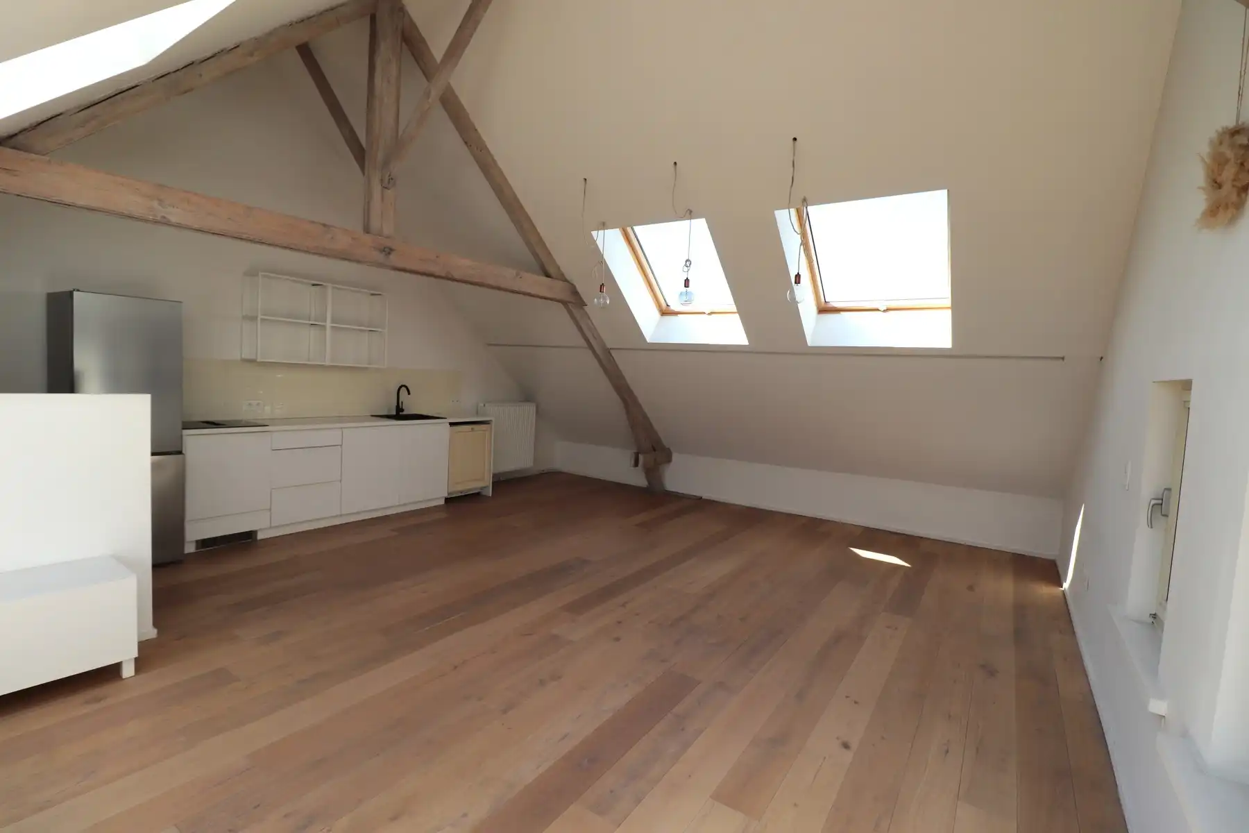 Charmant duplex-appartement met 2 slaapkamers en tuin in hartje Merksplas. foto 14