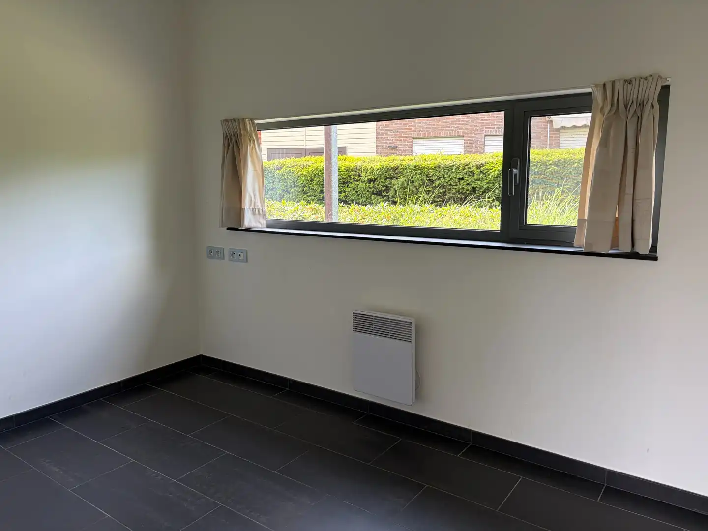 Prachtige, moderne villa gelegen op een groot perceel met prachtig uitzicht en stuk landbouwgrond foto 10