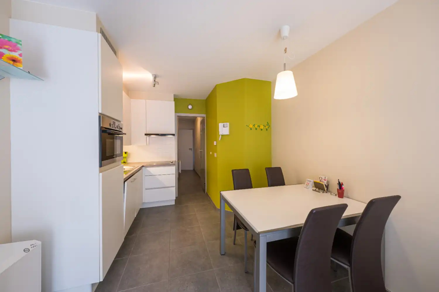 Modern 1 slaapkamer-appartement met zijdelings zeezicht foto 11