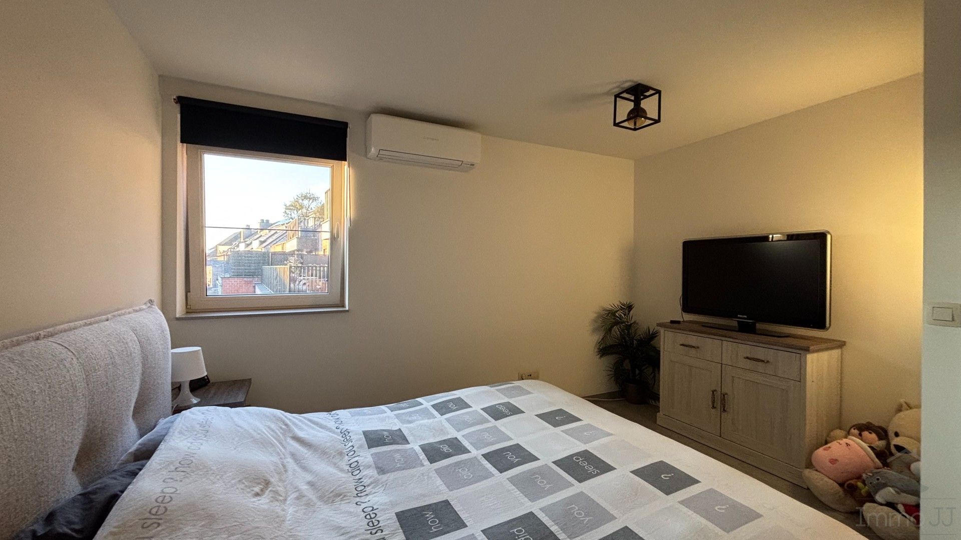 Ruim appartement met terras en garagebox foto 10