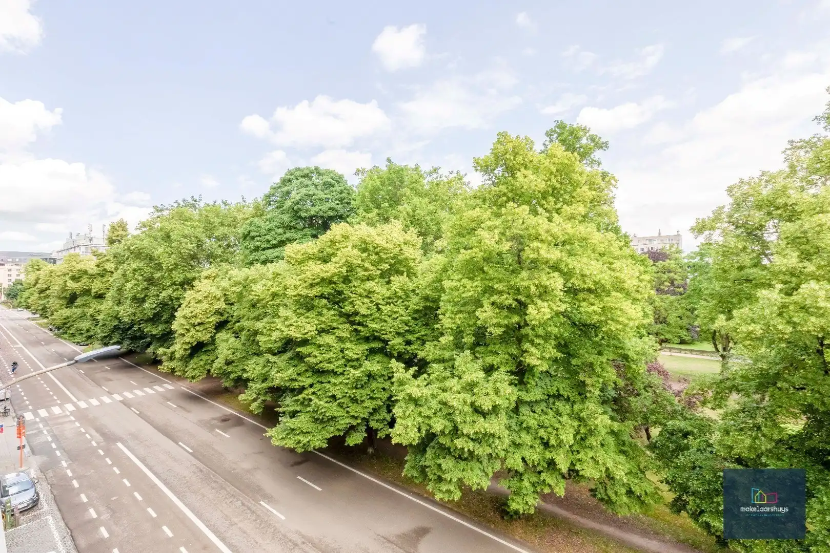 Gunstig gelegen 2 slaapkamerappartement met terras  nabij het Zuidpark foto 6