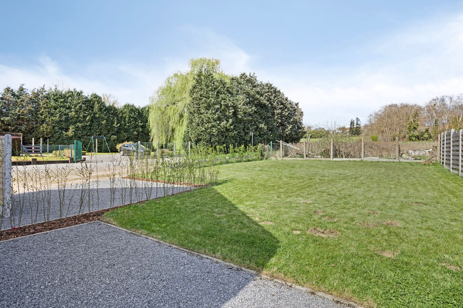 INSTAPKLARE EN VOLLEDIG GERENOVEERDE WONING TE DIEST! foto 11