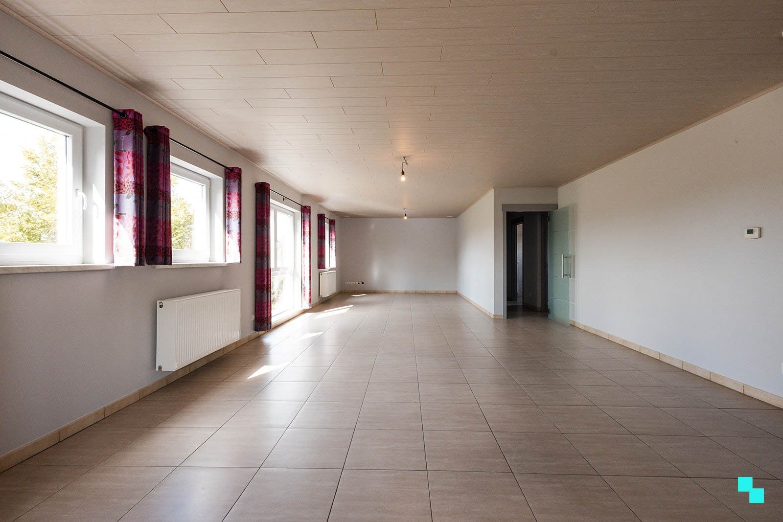 Ruim appartement op goed bereikbare locatie te Hooglede foto 3