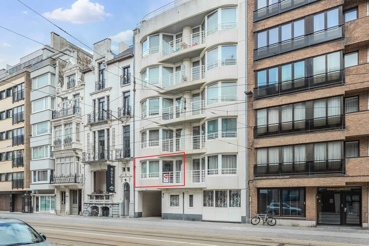 RESIDENTIE LA COURONNE foto {{pictureIndex}}