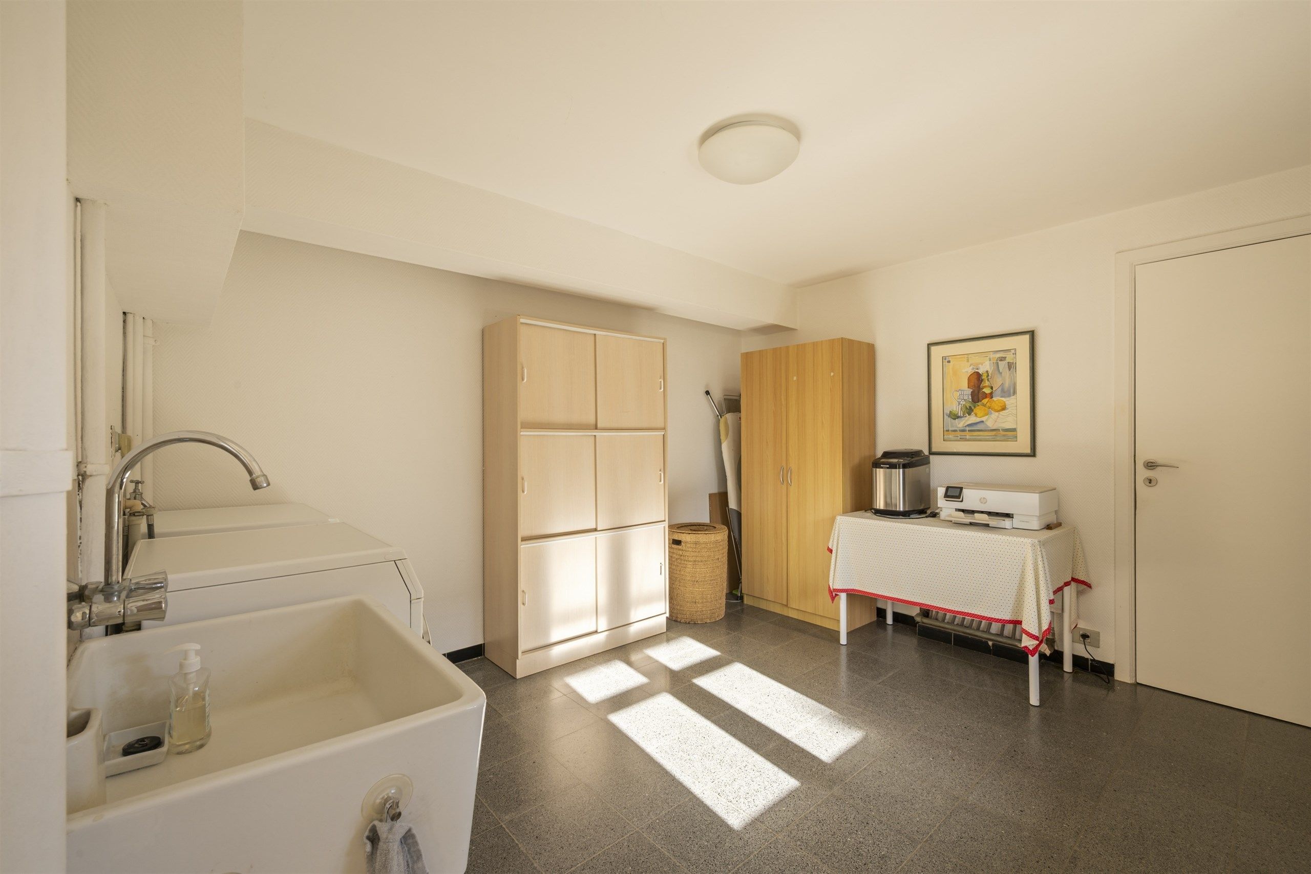 Ontdek deze gezellige eigendom op 1097 m² - 4 slaapkamers +bureel foto 31