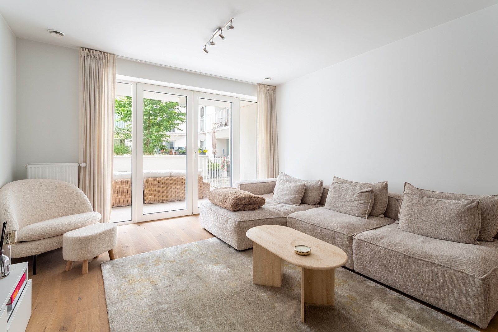 Stijlvol wonen in hartje Cadix met parkzicht foto 3
