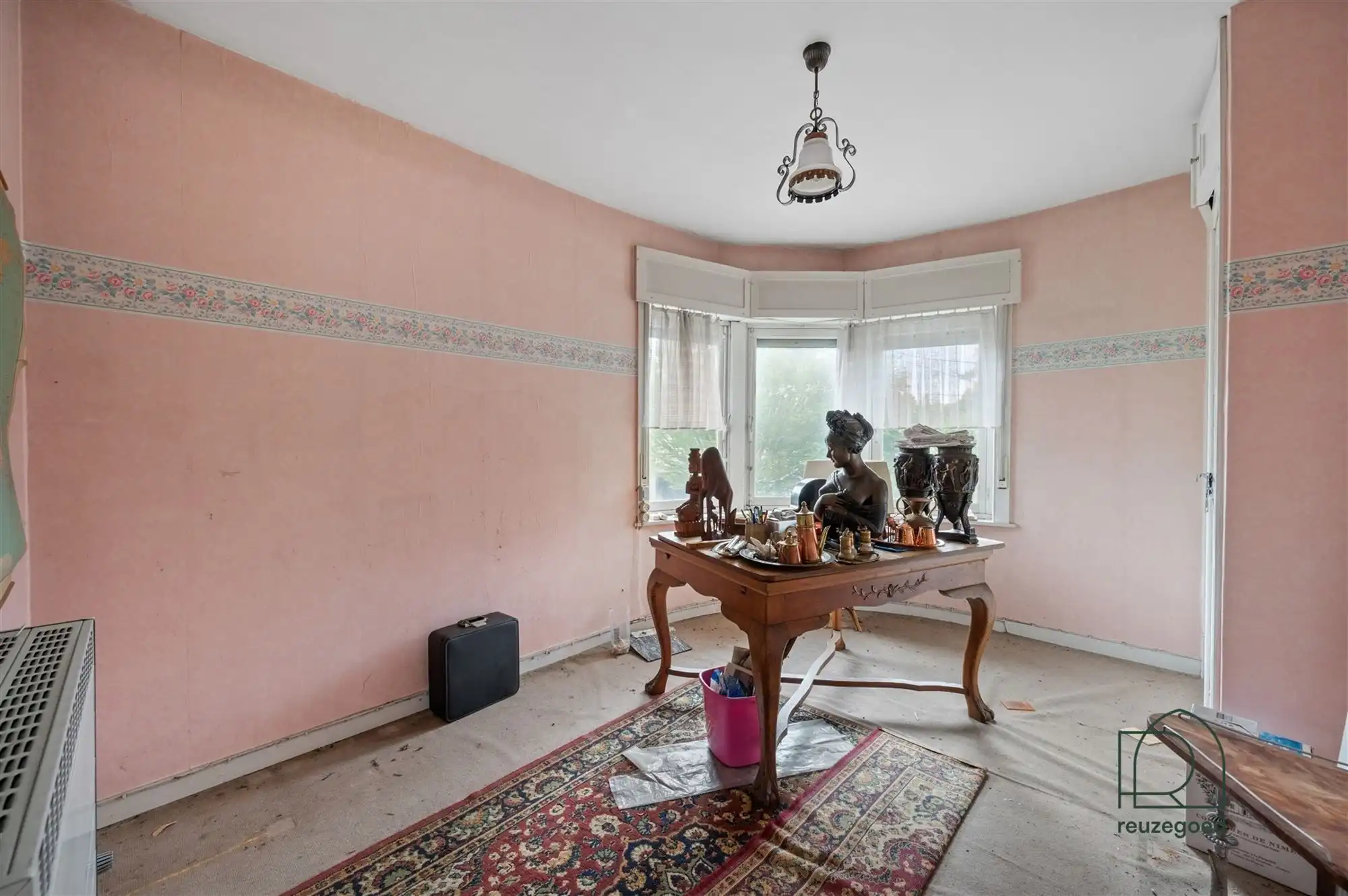 Te renoveren huis (tweewoonst)  met mogelijkheid tot 2 bouwgronden foto 18