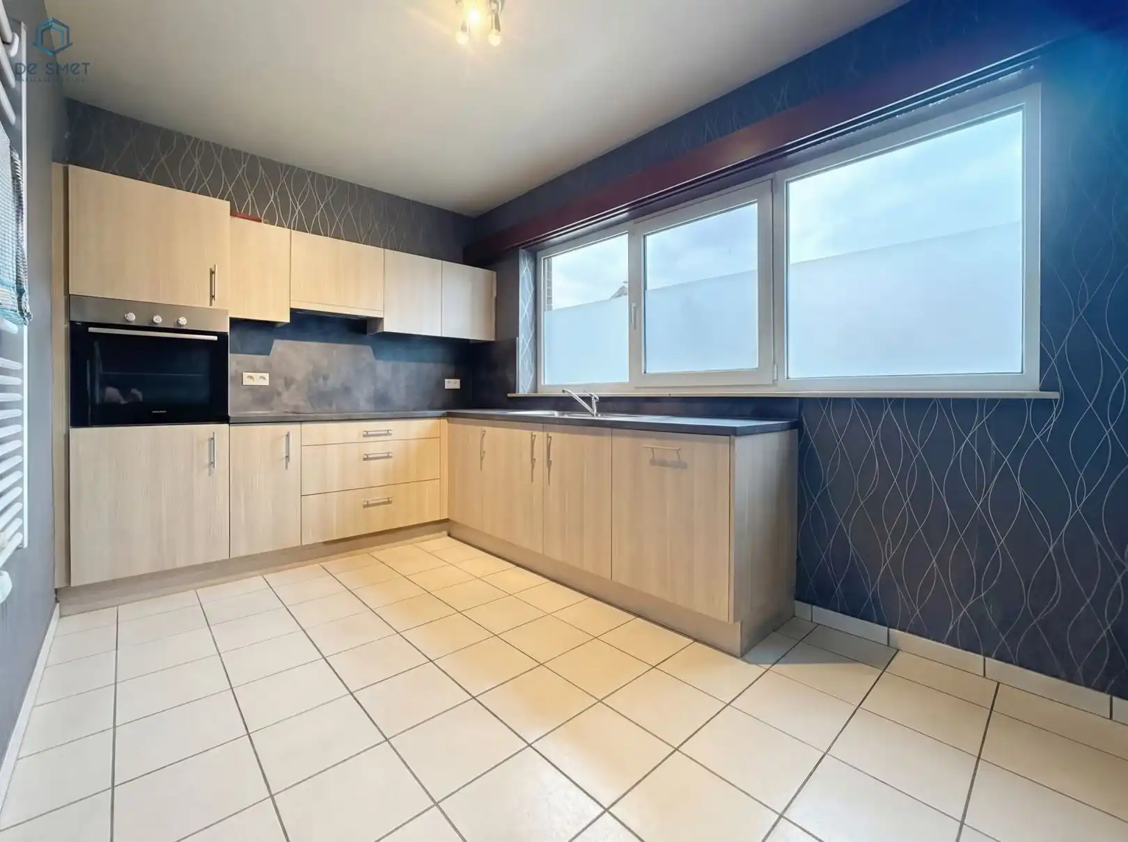 Ruim gelijkvloers appartement met tuin in Woubrechtegem foto 5