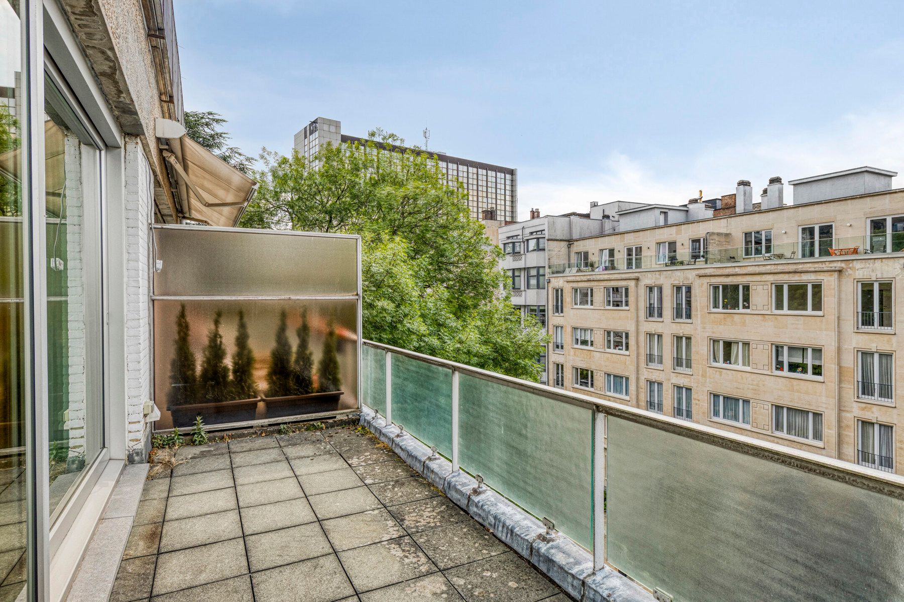 2 slpk appartement met terras & staanplaats in Solbosch foto 6