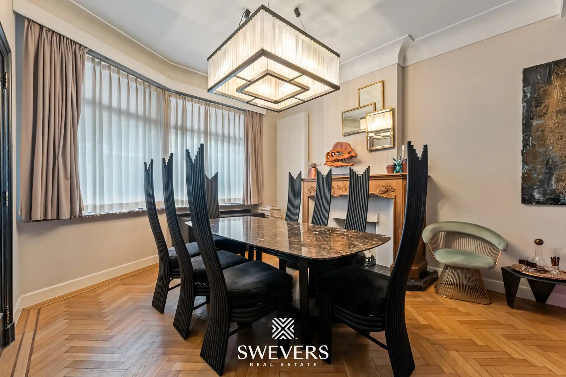 Exclusief gerenoveerde stadswoning met garage en drie terrassen in hartje Hasselt foto 18