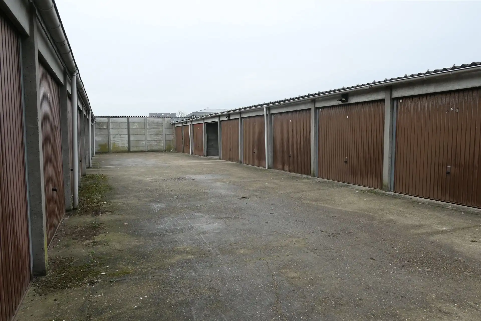 GESLOTEN GARAGEBOX  foto 4