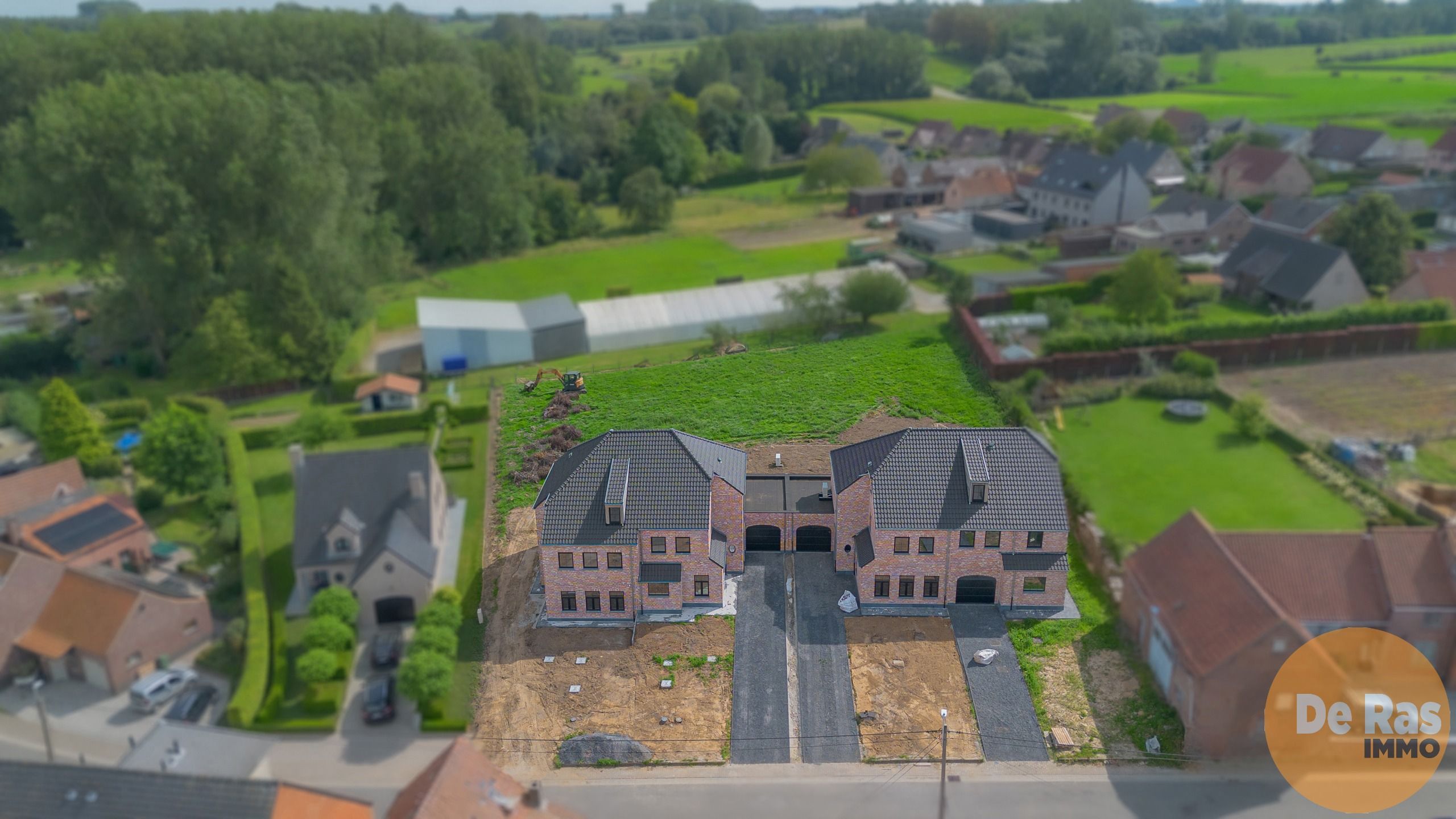 WOUBRECHTEGEM - Mooie nieuwbouwwoning op een unieke locatie foto 5