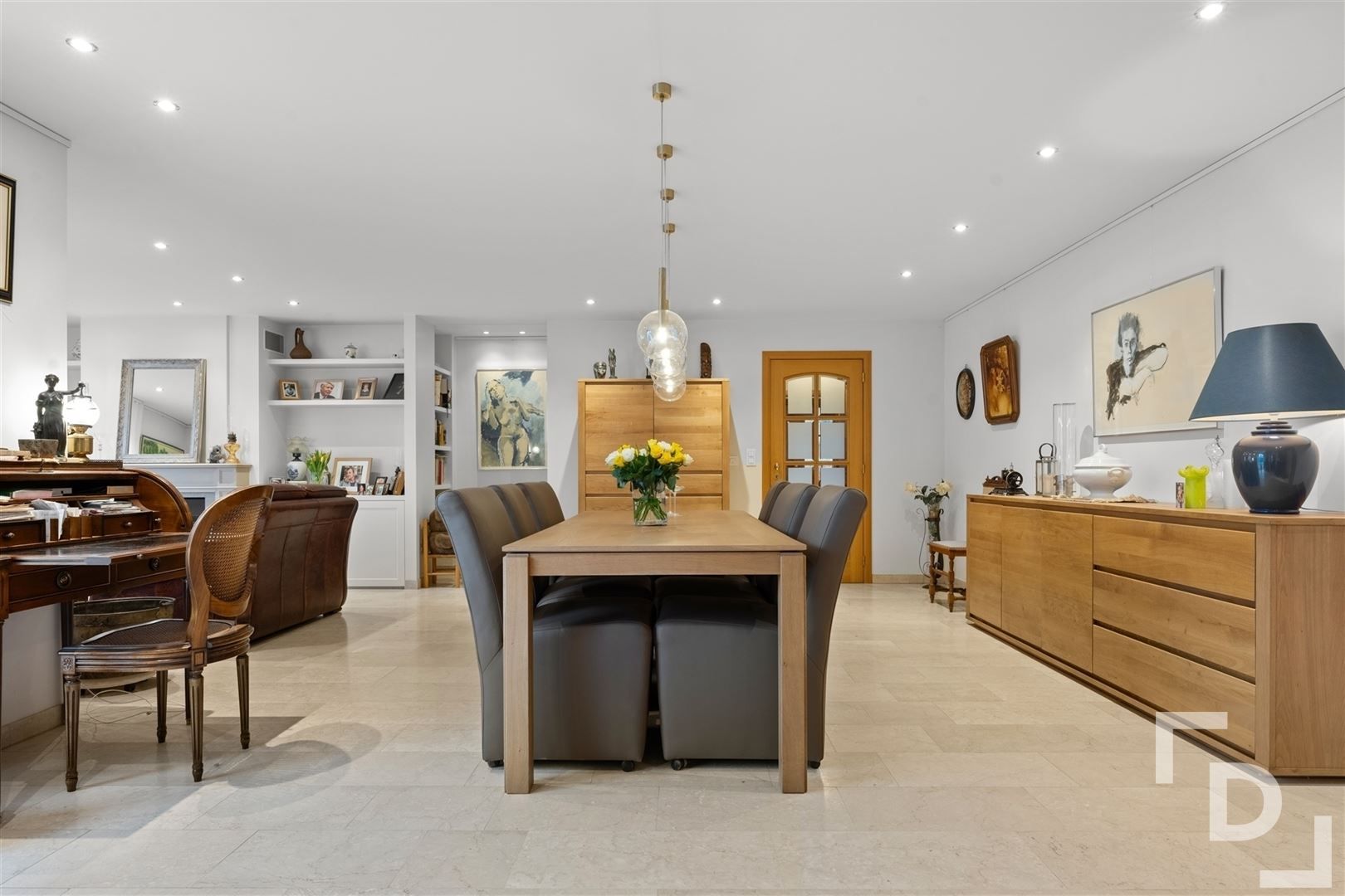 Ruime en energiezuinige villa te koop in Poperinge foto 7