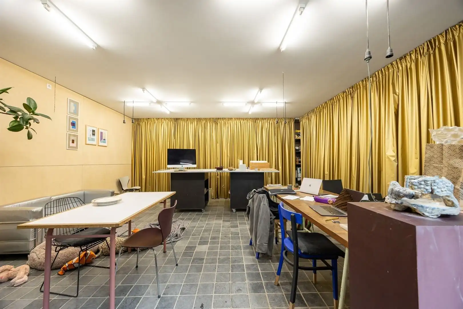 Gebouw met diverse mogelijkheden foto 44