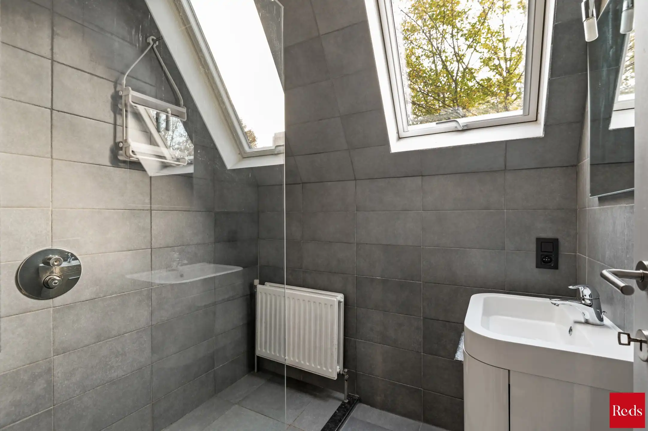 Knap gerenoveerde, energiezuinige woning (open bebouwing) foto 13