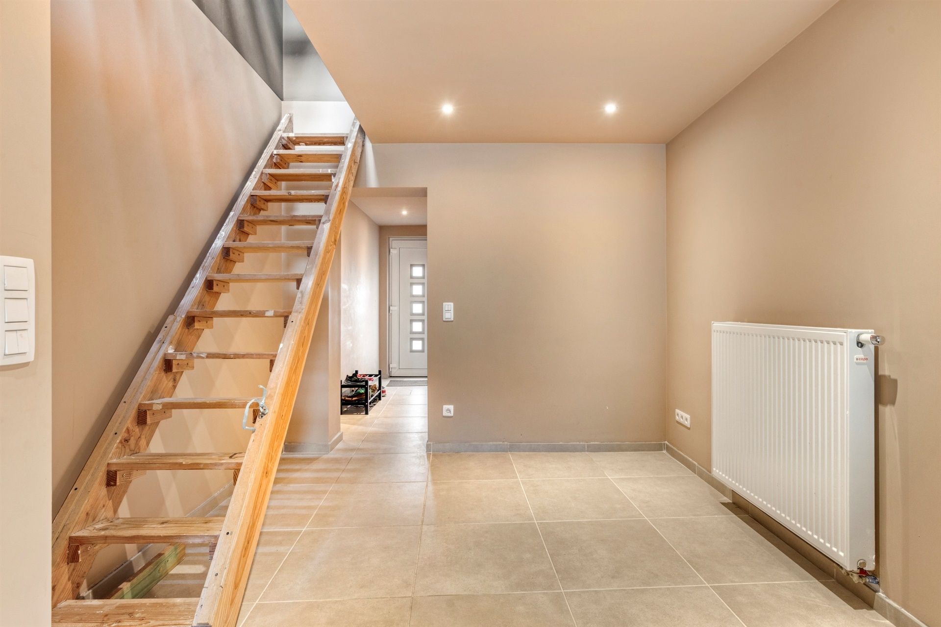 Gerenoveerde woning nabij het centrum foto 9