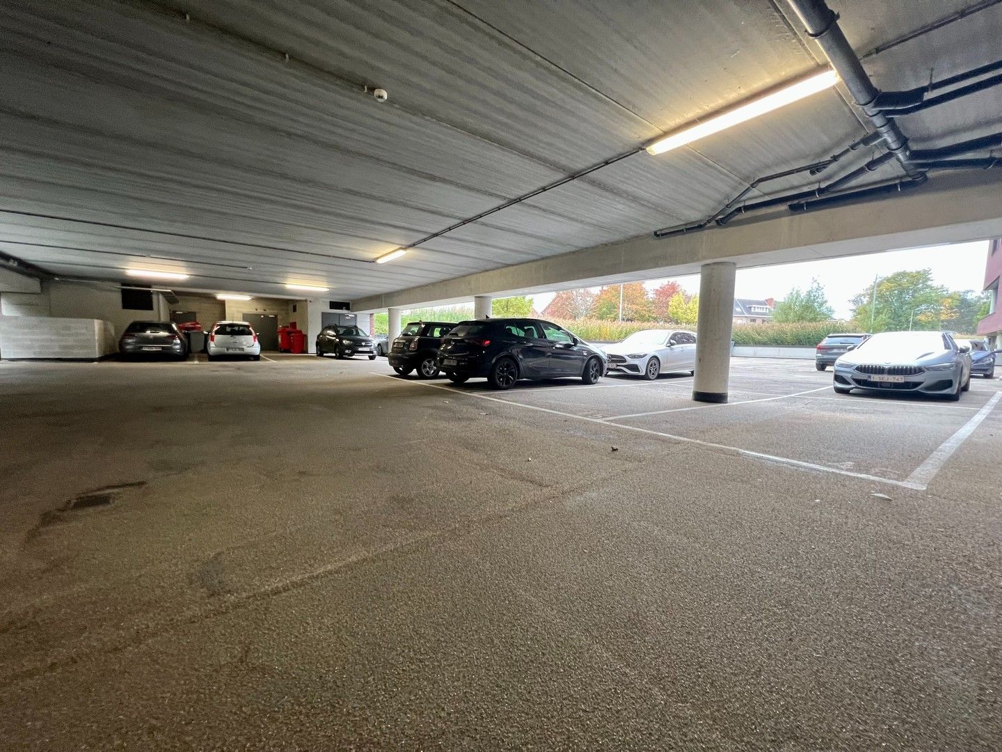 Moderne kantoorruimte op AAA-locatie met uitstekende zichtbaarheid foto 15