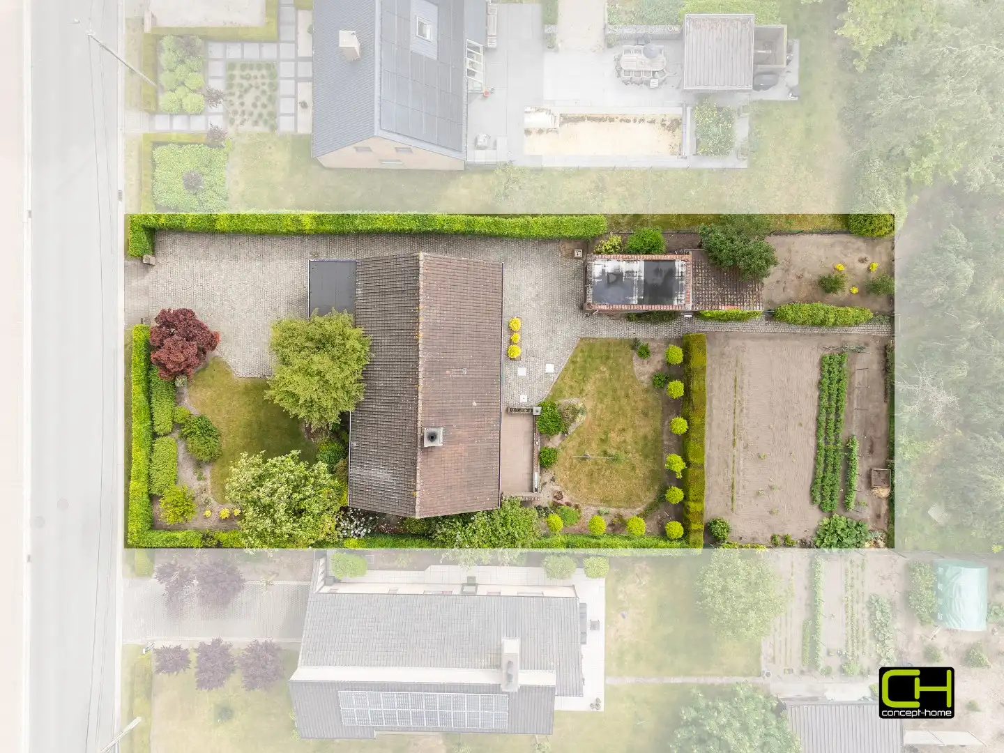 Rustig gelegen open bebouwing met ruime tuin in het groene Sint-Kruis-Winkel foto 4