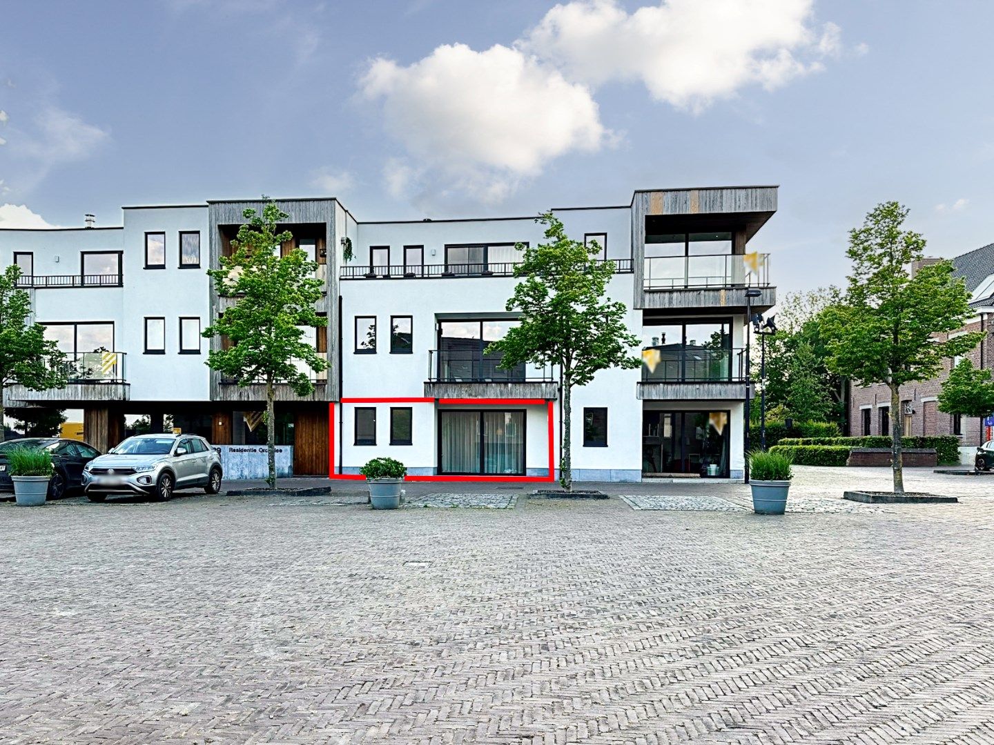 Stijlvol gelijkvloers appartement met gemeenschappelijke tuin foto {{pictureIndex}}