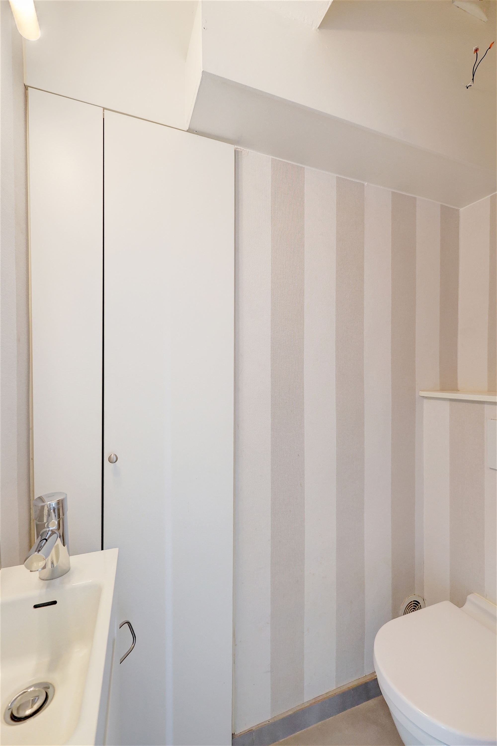 Appartement met 3 slaapkamers, terras en parking op de Bist foto 18