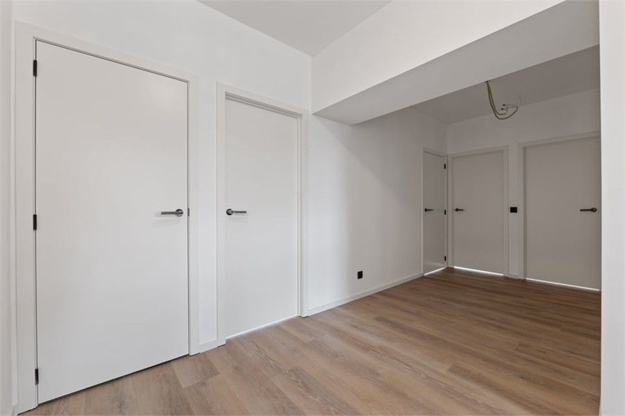 EXCLUSIEF WONEN IN EEN GERESTAUREERDE VIERKANTSHOEVE foto 28