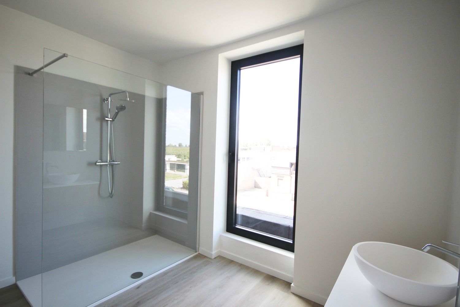 Instapklare nieuwbouw duplex te huur in Sint-Truiden! foto 19