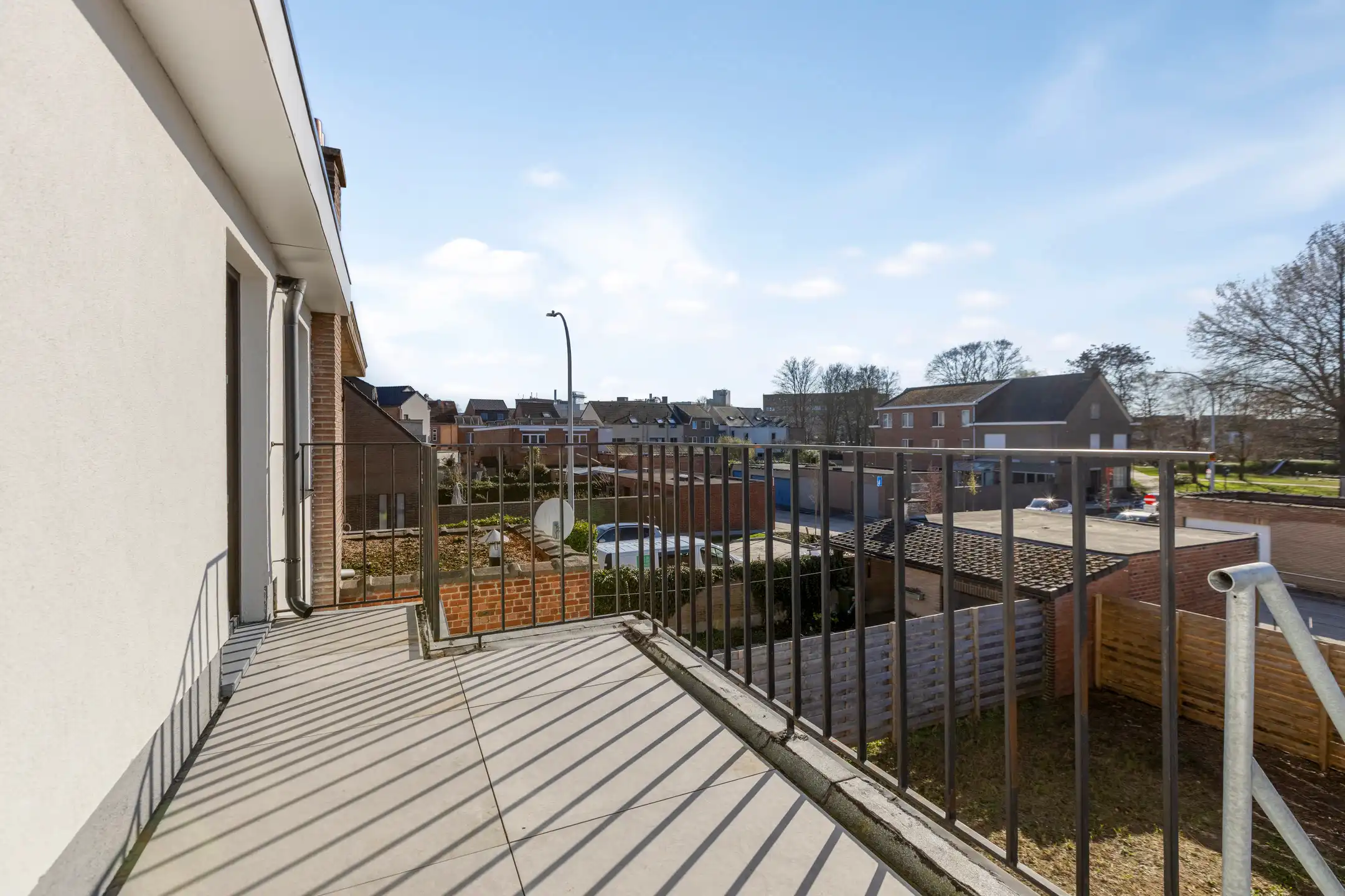 Woning met 4 slaapkamers, 2 badkamers en 2 autostaanplaatsen foto 26