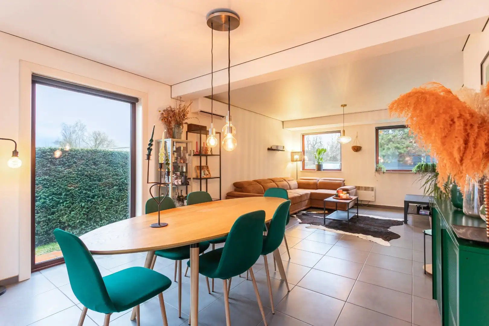 Op te frissen bungalow met 2 slaapkamers, garage en tuin op topligging in Halle foto 6