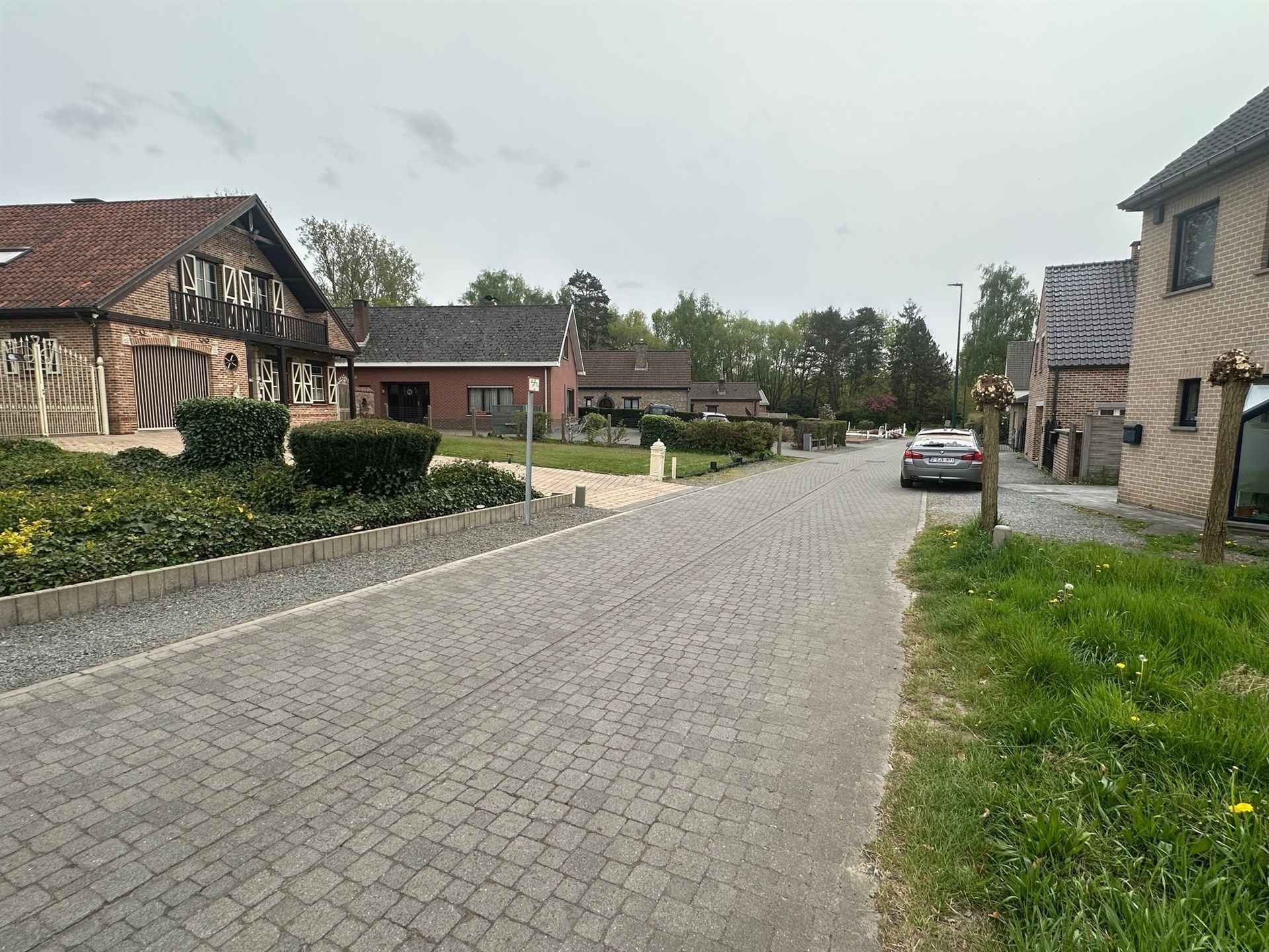 Bouwgrond voor halfopen bebouwing - 1734 m² foto 3