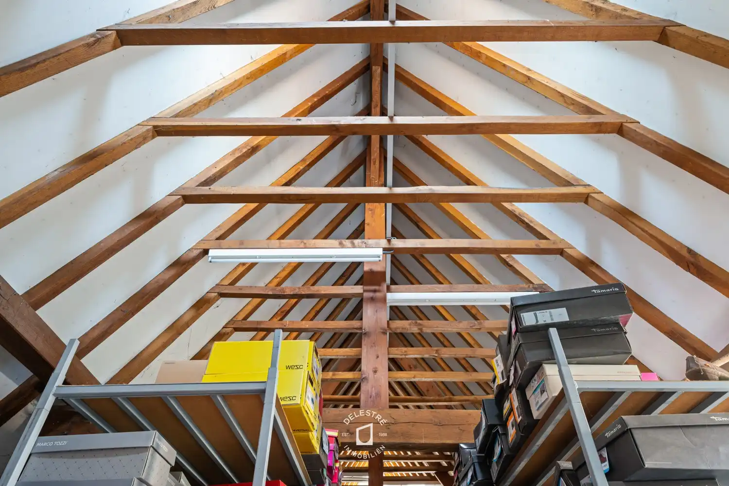 Karaktervol historisch pand te huur in hartje Aalst foto 17